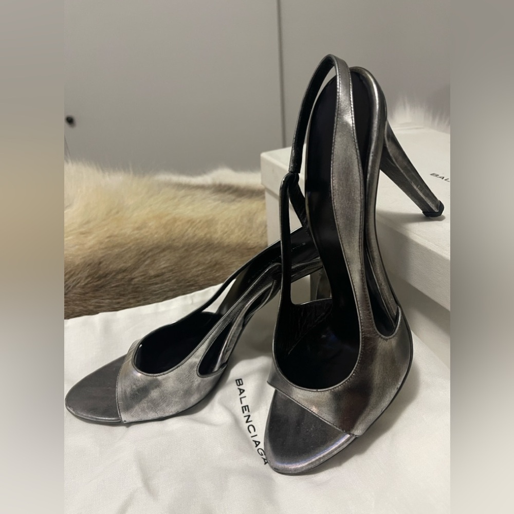Balenciaga Heels - Picture 4 of 12
